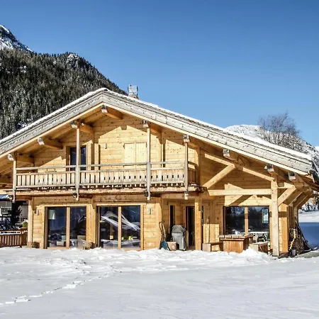 Chalet Spacious Chalet In With Sauna